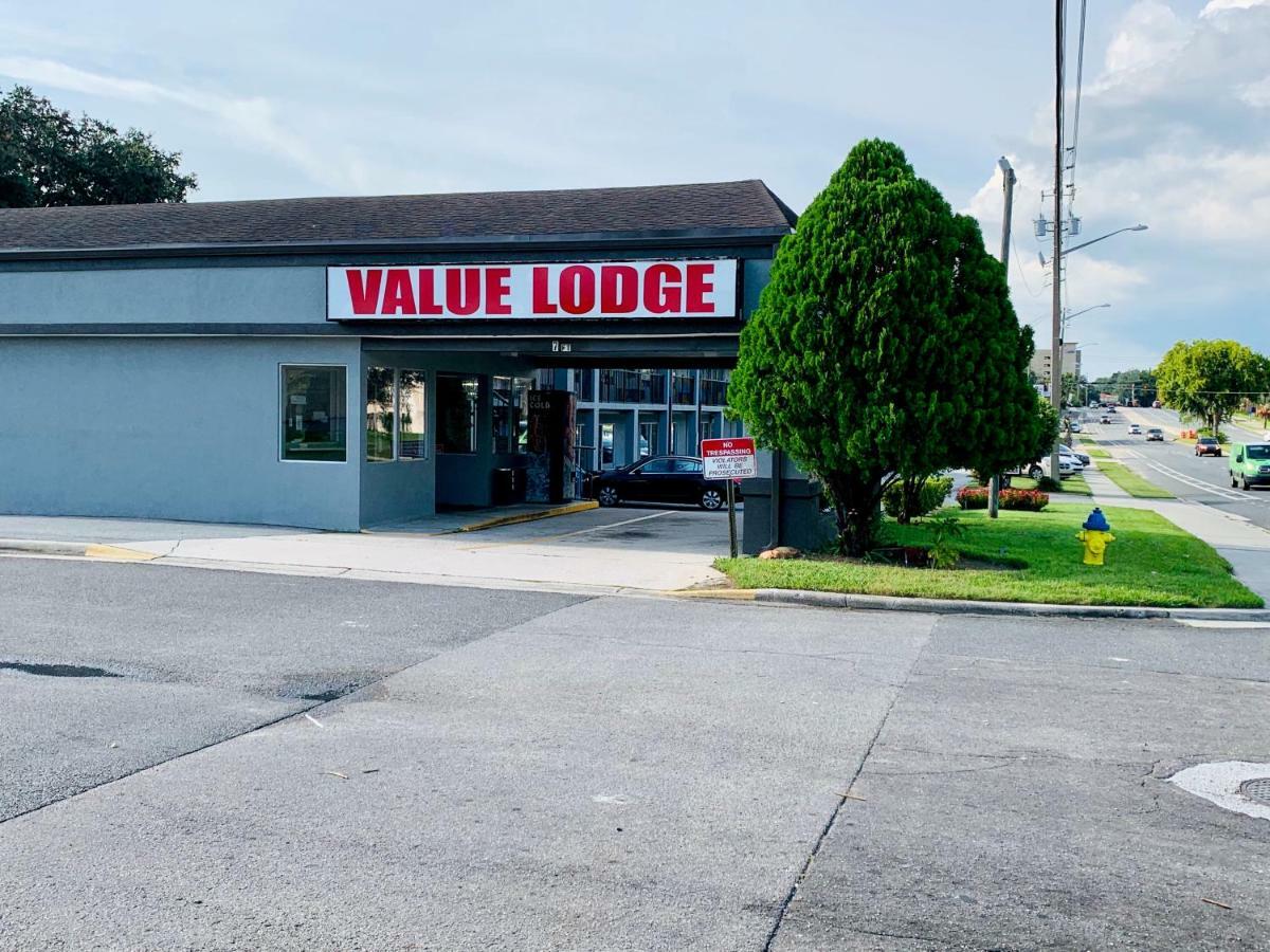 Value Lodge - Гейнсвил Екстериор снимка